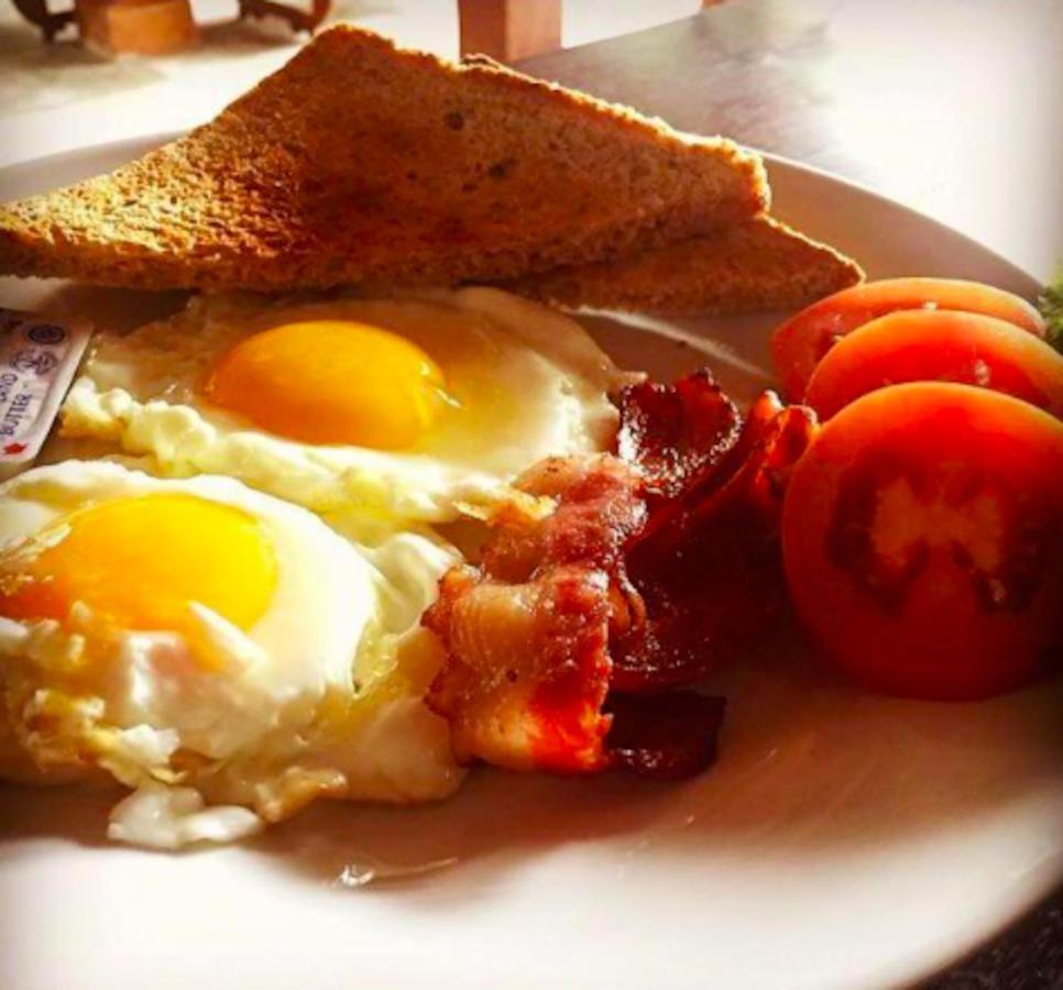 Eat Sleep Skate Hotel Sanur Екстериор снимка